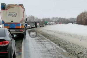 Пензенских водителей предупредили о большой пробке на трассе из-за аварии