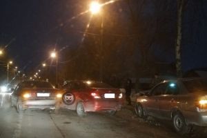 На улице Тухачевского в Пензе в аварию попали четыре машины