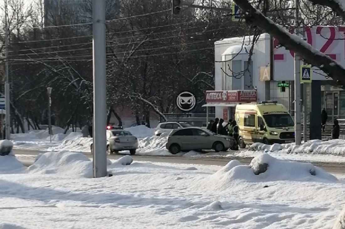 К месту ДТП в центре Пензы прибыла «реанимация»