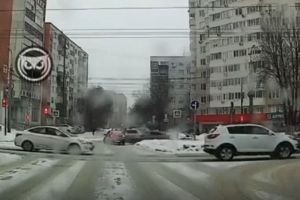Опубликован момент жесткой аварии на улице Пушкина в Пензе