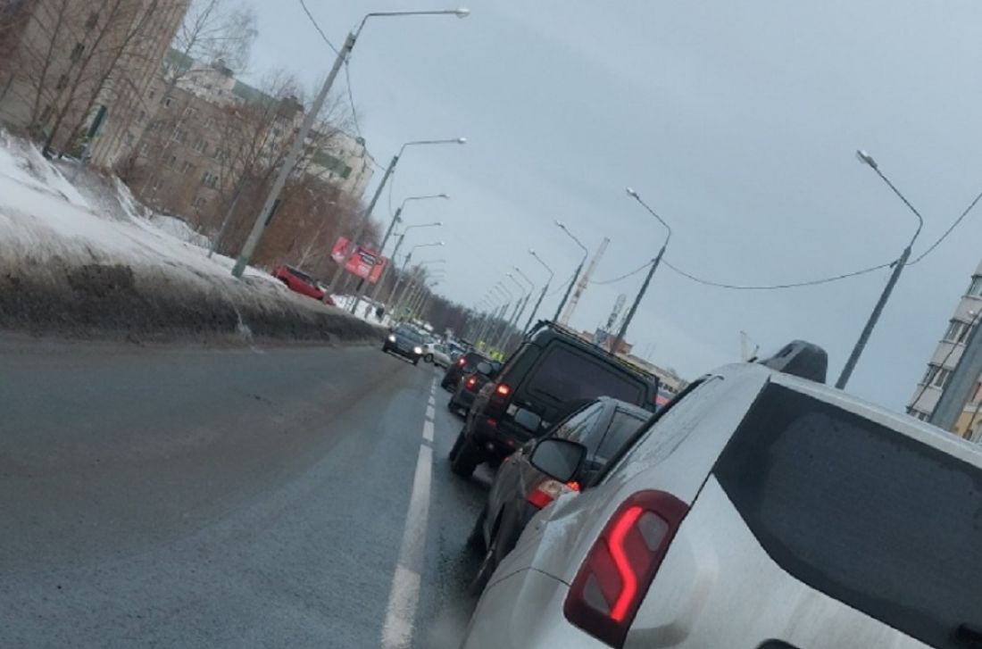 На улице Антонова в Пензе в ДТП попали три машины