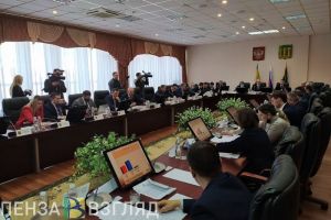 Депутат ЛДПР покинул еще не закончившуюся сессию пензенской Гордумы