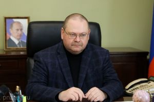 Мельниченко поручил выделить средства на ремонт детсадов в Заречном