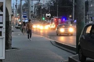 К месту ДТП в центре Пензы прибыли «реанимация» и МЧС