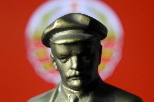 «Такой позор». Пензенцев шокировал памятник Ленину в неожиданном цвете. Видео