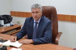 Стало известно, чем владеет и сколько заработал глава администрации Каменского района Сергей Юркин