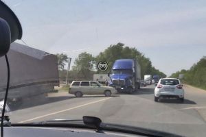 Пензенцы сообщают о ДТП с фурой на трассе М-5