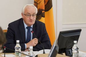 Стал известен годовой доход врио председателя пензенского правительства Николая Симонова