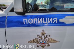 «Пробка». К месту ДТП под Пензой прибыли полицейские и «скорая». Фото