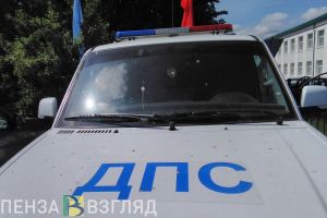 На видео попали последствия жесткого столкновения двух машин в Пензе