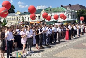 Олег Мельниченко поздравил медалистов Пензенской области