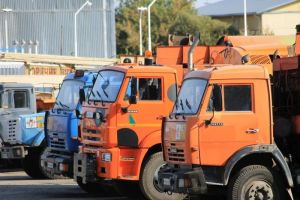 На трассе в Пензенской области «КамАЗ» врезался в легковой автомобиль