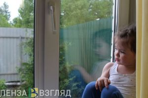 Больничные по уходу за ребенком до 8 лет подняли до 100%