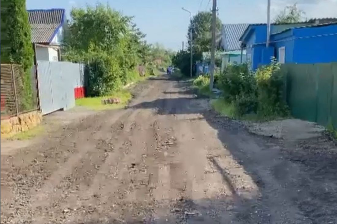Жители пензенского поселка Согласие недовольны дорогой из грязи и камней