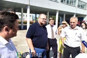 В Пензенской области выделят деньги на ремонт актового и спортивного залов в школе Кузнецка