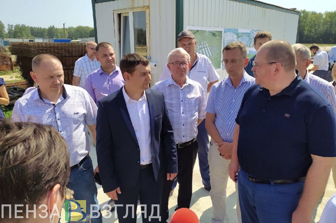 Мельниченко поручил оказать содействие в расширении земельных угодий крупного сельхозпредприятия