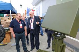 Олег Мельниченко оценил продукцию пензенских предприятий на форуме «Армия-2021»