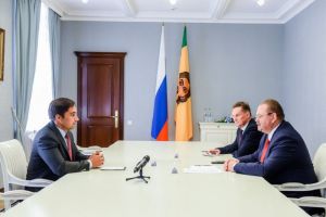 Состоялась рабочая встреча Олега Мельниченко и заместителя министра энергетики РФ