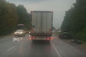 Очевидцы заявили, что в снятой ими жуткой аварии на трассе в Рязанской области погиб пензенец