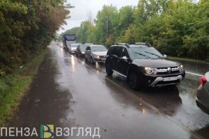 Снова 3 сентября: на улицах Антонова и Измайлова в Пензе образовались огромные пробки