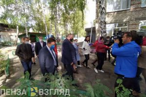 Мельниченко обещал выделить деньги на ремонт детсада в Золотаревке