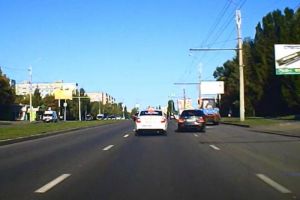 Пензенский таксист напугал на дороге водителя легкового автомобиля