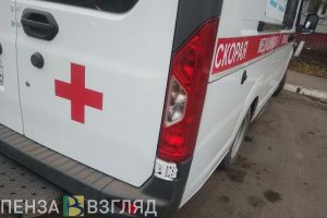 На место ночной аварии в Пензенской области прибыли машины «скорой помощи»