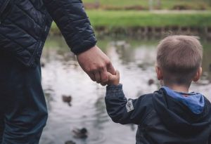 В пензенских школах и детсадах проведут мероприятия в честь Дня отца