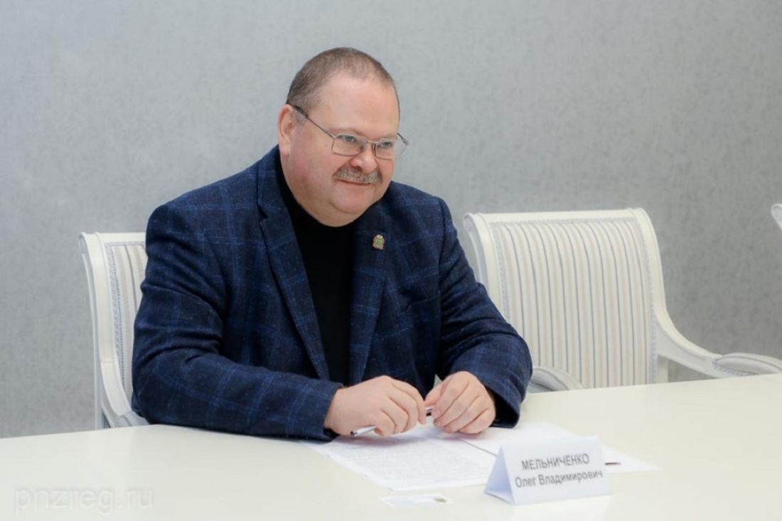 Мельниченко провел рабочую встречу с руководством компании «Азия Цемент»
