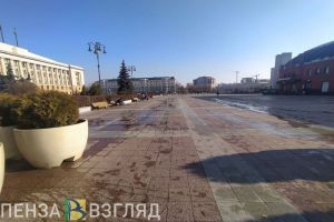 Как встретили пензенцы понедельник нерабочей недели? Фоторепортаж