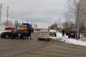 В результате ДТП на Севере в Пензе машина вылетела с дороги