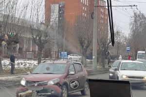 ДТП в пензенском микрорайоне Арбеково затруднило движение транспорта