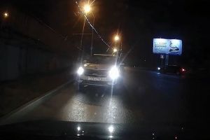 В Пензе сняли на видео «урок», преподанный на дороге водителю иномарки