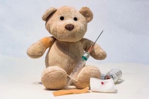 В Пензенской области назвали все причины абсолютных медотводов от прививок детям