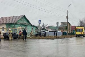 На видео попали последствия жесткого утреннего ДТП в Пензе