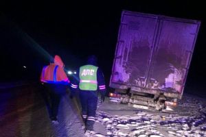 На трассе «Тамбов-Пенза» у автомобиля на ходу оторвалось колесо