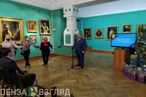 В Пензенской картинной галерее наградили победителей Всероссийской олимпиады школьников
