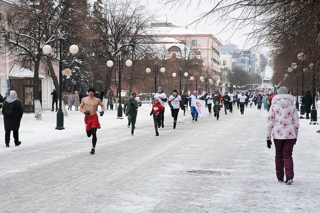 Пензенцы пробежали 1 января по Московской улице