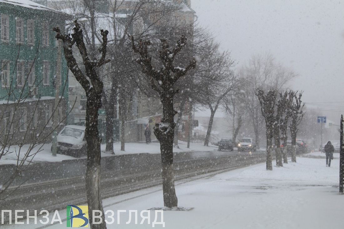 Новый циклон, QR-код по антителам и падение наледи на ребенка: новости за 8 февраля