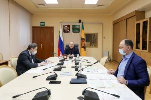 Олег Мельниченко поручил провести дополнительную санобработку пензенских школ