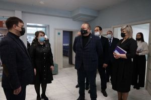 Пензенский губернатор посетил отремонтированный дом культуры в Лунино