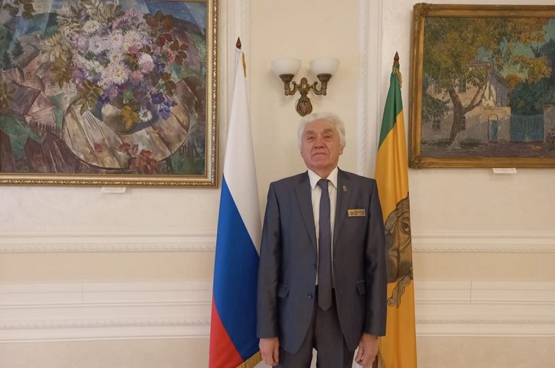 Кирилл Застрожный будет сообщать о новостях картинной галереи в новой соцсети