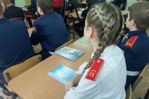 Пензенские школьники присоединились к открытому уроку «Защитник мира»