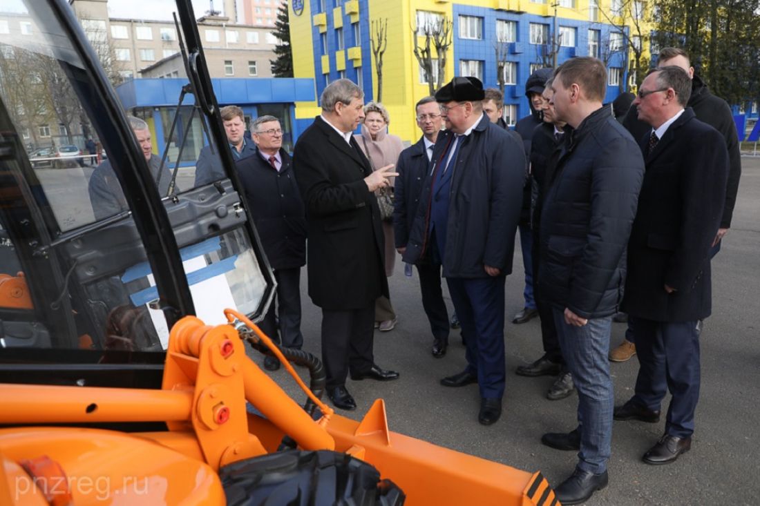 Мельниченко в Беларуси нашел альтернативу западноевропейской коммунальной спецтехнике