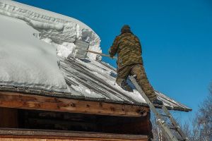 В Пензенской области чиновника привлекли к ответственности за обрушение крыши жилого дома