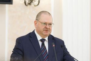 Олег Мельниченко представил доклад о социально-экономическом развитии Пензенской области