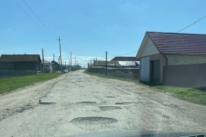 В Кузнецком районе ждут денег, чтобы заделать «ямы с острыми краями»