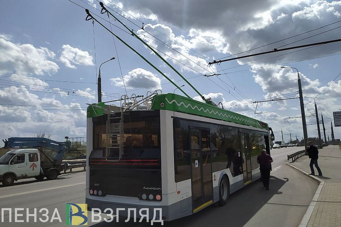 Новый троллейбус, майские выплаты и сгоревший ларек с шаурмой: новости за 28 апреля