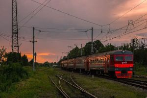 Госдума одобрила в первом чтении законопроект о бесплатном проезде детей в электричках