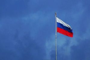 В детских лагерях будет проводиться церемония поднятия российского флага